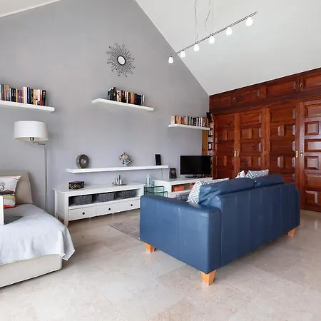 Apartmán Atico Sunset Loft Terraza Y Piscina Puerto de la Cruz (Tenerife)